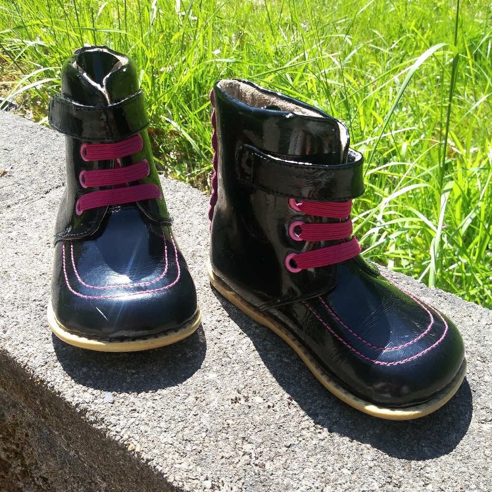 Livie and Luca size 10 boots